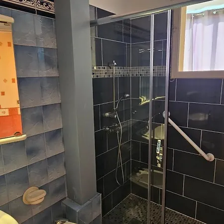 Appartement 80 M2 3 Chambres Frejus * Frejus